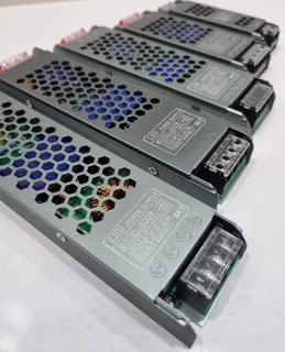 منبع تغذیه سوییچینگ اسلیم 12ولت 33.3آمپر 400وات مارک پیکسل