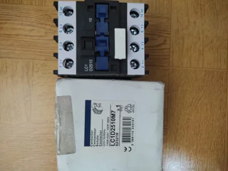 کنتاکتور 25آمپرLC1D251M7 لیان220ولت